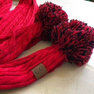 NWT skinny C.C scarf 🧣